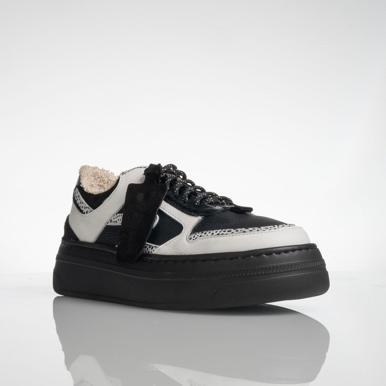 Drop 1 / 103