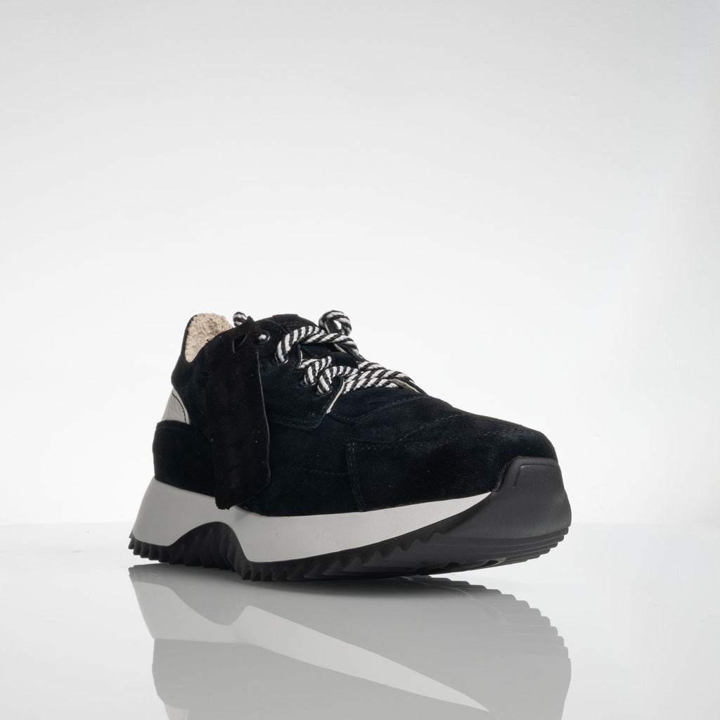 Drop 1 / 110