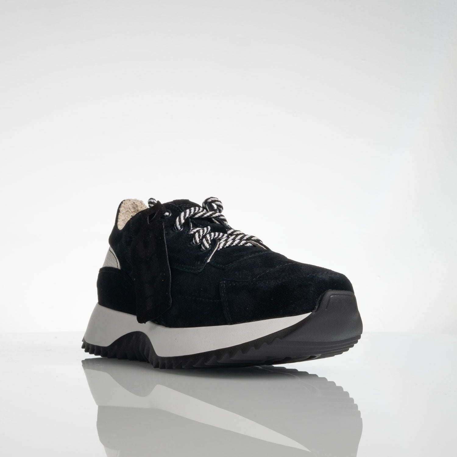 Drop 1 / 110